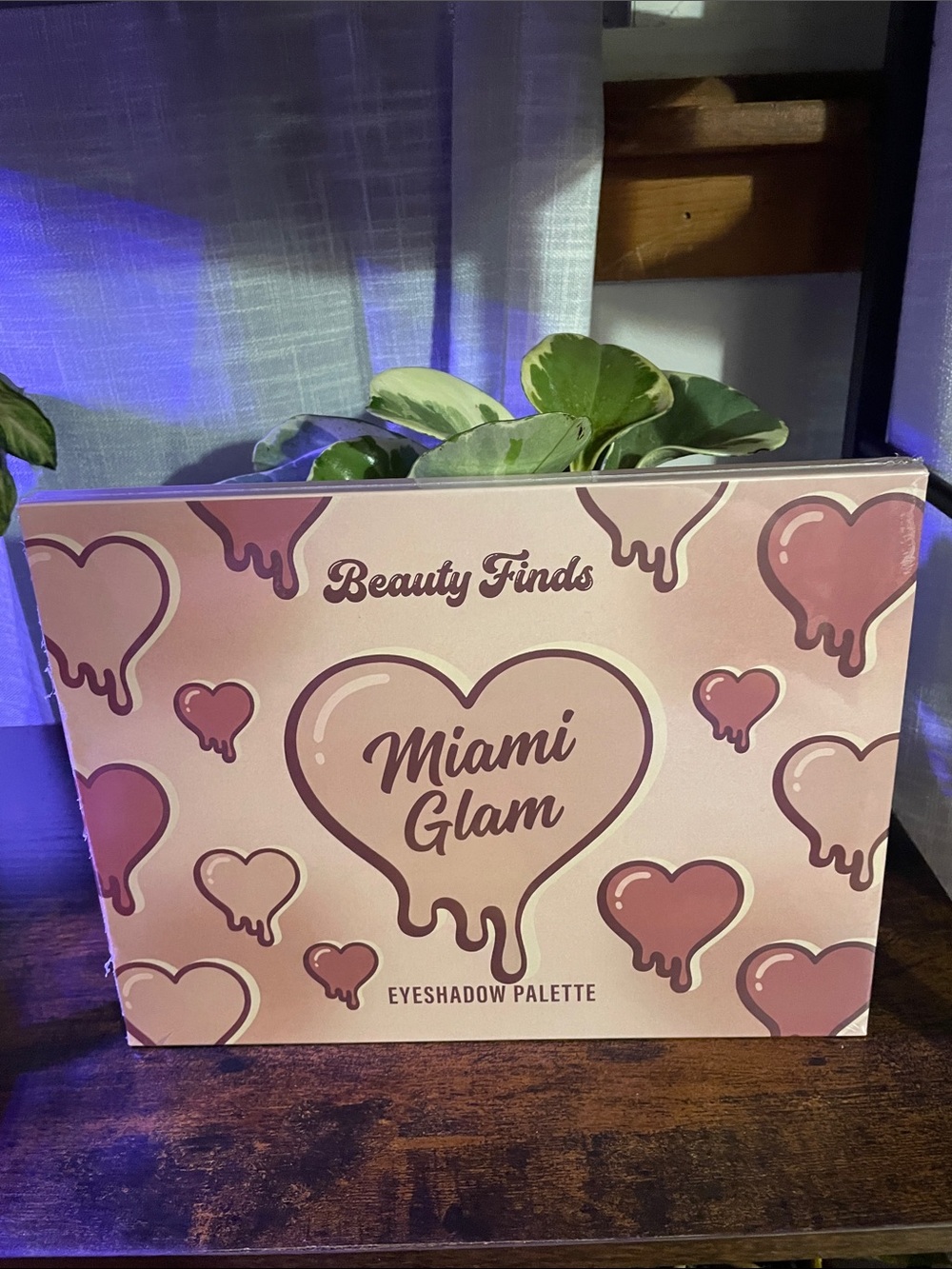 Miami Glam Eyeshadow Palette